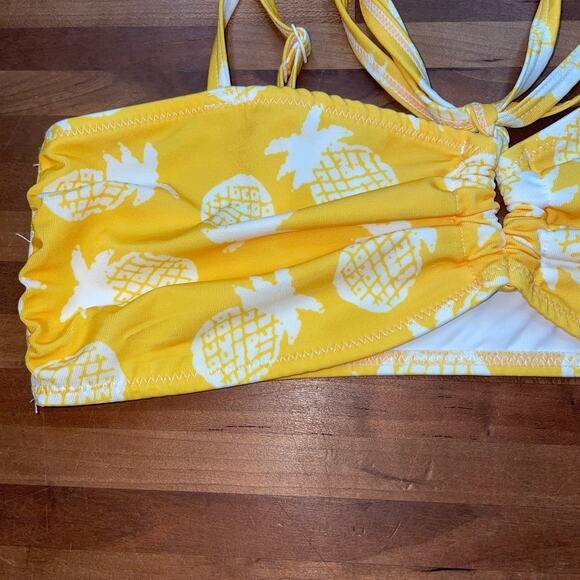 AQUA x Studio 189 Triangle pineapple Print Bikini Top yellow/white medium $68 - Picture 3 of 8